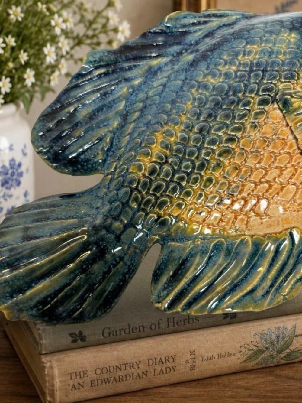 James Lawson Art Pottery Blue Girl Wall Sculpture Fish Art Signed 1995 Blue & Ye - Picture 6 of 6